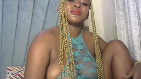 Snapshot of smiley_berry chatting on 7, 11, 2025 smiley_berry online show from 7, 11, 2025