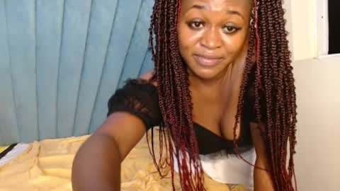 Snapshot of smiley_berry chatting on 28, 11, 2025 smiley_berry online show from 28, 11, 2025