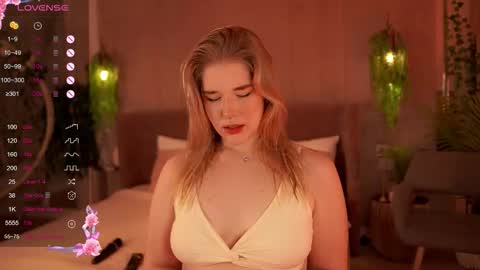 Mia online show from 12, 9, 2025