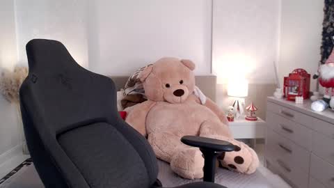 S online show from 11, 2, 2025