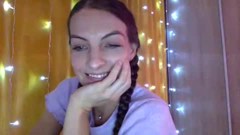Snapshot of smiling_lexa chatting on 15, 11, 2025 smiling_lexa online show from 15, 11, 2025