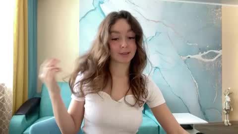 smiling_riddle online show from 5, 3, 2025