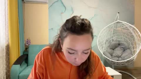 smiling_riddle online show from 12, 11, 2025