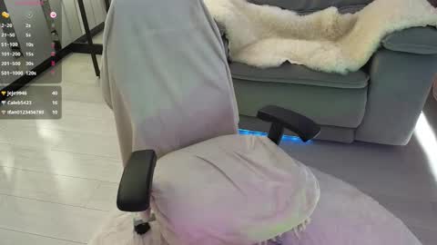 smilym online show from 4, 10, 2025