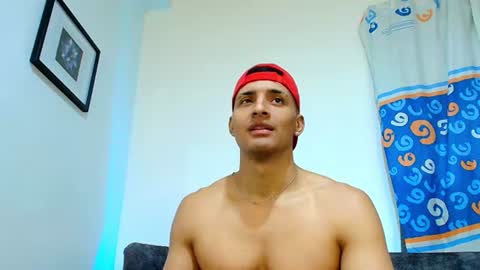 Snapshot of smith_fitness chatting on 5, 7, 2026 Smith Fitness online show from 5, 7, 2026