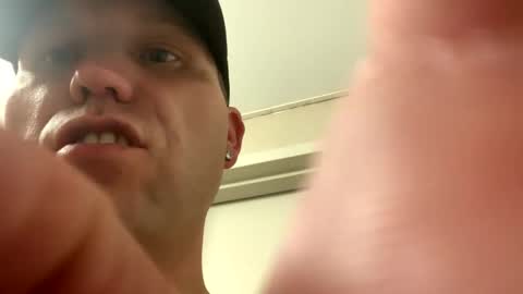 Snapshot of smoke4daddy chatting on 21, 9, 2025 Smoke4Daddy online show from 21, 9, 2025