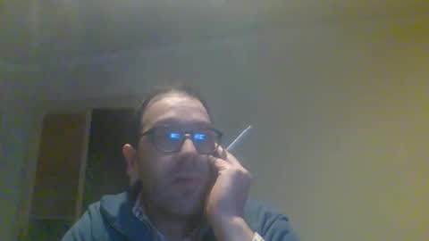 Snapshot of smokered100s chatting on 8, 1, 2026 luca online show from 8, 1, 2026