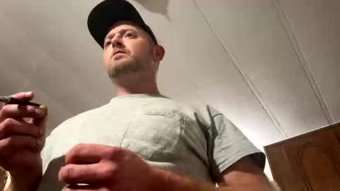 Snapshot of smokeymt420 chatting on 23, 11, 2025 smokeymt420 online show from 23, 11, 2025