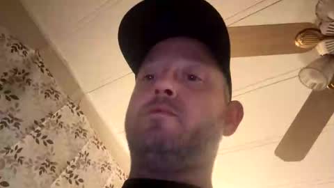 Snapshot of smokeymt420 chatting on 24, 11, 2025 smokeymt420 online show from 24, 11, 2025