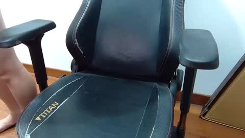 smoothasianm online show from 6, 4, 2026