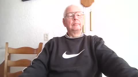 Snapshot of smoothy5460 chatting on 18, 2, 2025 smoothy5460 online show from 18, 2, 2025