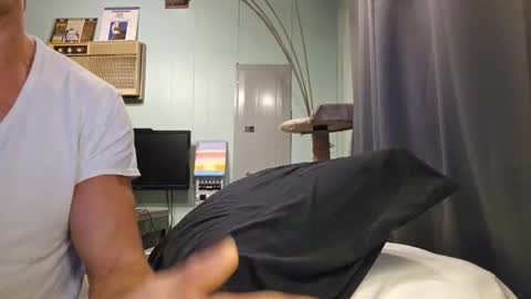 Snackyyyy online show from 22, 2, 2026