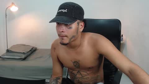 Snapshot of snak_master1 chatting on 27, 9, 2025 snak_master1 online show from 27, 9, 2025