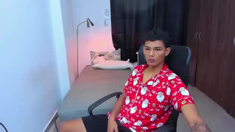 Snapshot of snak_master1 chatting on 11, 11, 2025 snak_master1 online show from 11, 11, 2025