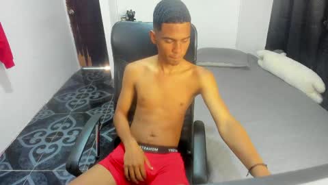 Snapshot of snak_master1 chatting on 11, 5, 2026 snak_master1 online show from 11, 5, 2026