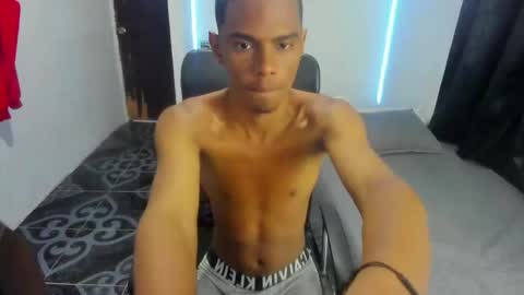 Snapshot of snak_master1 chatting on 12, 5, 2026 snak_master1 online show from 12, 5, 2026
