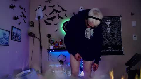 Viiscount  Snarfle Von Snarfenberg online show from 2, 12, 2024