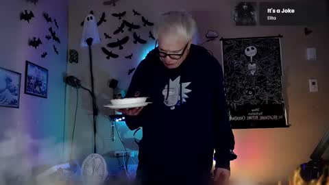 Viiscount  Snarfle Von Snarfenberg online show from 4, 12, 2024