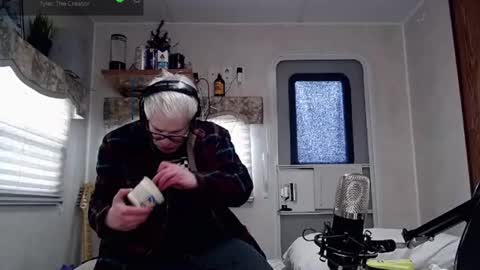 Viiscount  Snarfle Von Snarfenberg online show from 8, 3, 2025