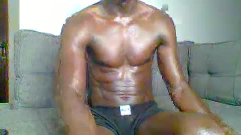 Snapshot of sneaky_link2 chatting on 11, 11, 2025 papi online show from 11, 11, 2025