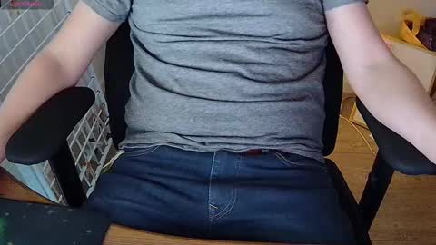 Snapshot of sneakybill82 chatting on 9, 1, 2026 Sneakybill online show from 9, 1, 2026