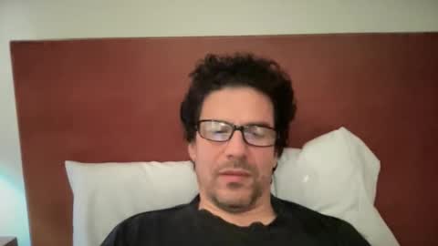 Snapshot of snfrisco76 chatting on 26, 11, 2025 snfrisco76 online show from 26, 11, 2025