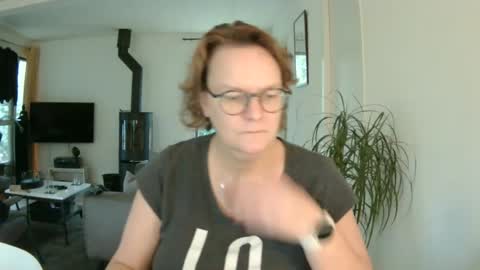 Snoeske and Woodwurm online show from 1, 1, 2025