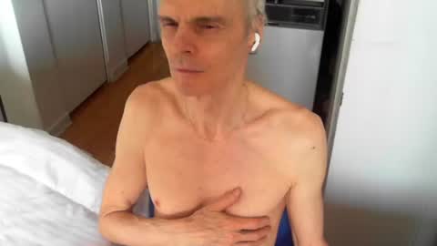 snoro111 online show from 8, 4, 2026