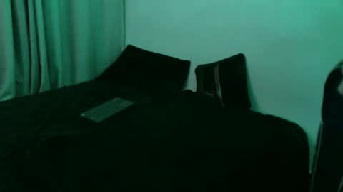 Snapshot of snow92jake chatting on 2, 12, 2025 snow92jake online show from 2, 12, 2025