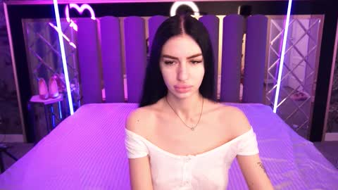 snow_whiteeex online show from 2, 2, 2026