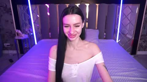 snow_whiteeex online show from 7, 3, 2026