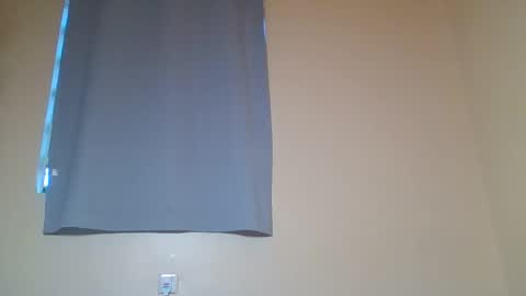 Snowie eyes online show from 6, 11, 2025