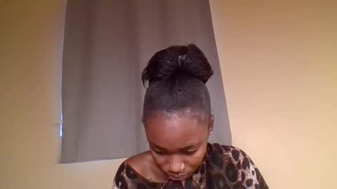 Snowie eyes online show from 11, 1, 2026