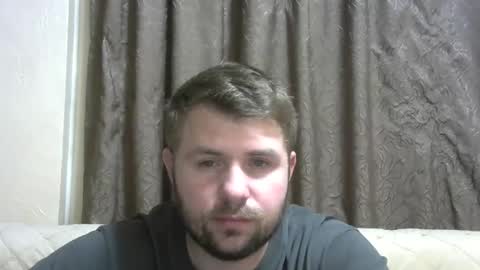 Snapshot of snowyqred chatting on 25, 9, 2025 Arthur online show from 25, 9, 2025