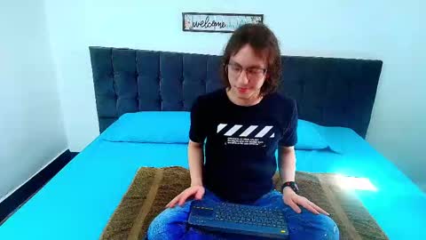 Snapshot of snowyx_ chatting on 25, 9, 2025 Snowyx online show from 25, 9, 2025