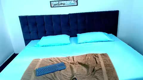 Snapshot of snowyx_ chatting on 7, 10, 2025 Snowyx online show from 7, 10, 2025