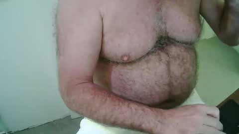 Snapshot of snudge432 chatting on 8, 1, 2025 snudge432 online show from 8, 1, 2025