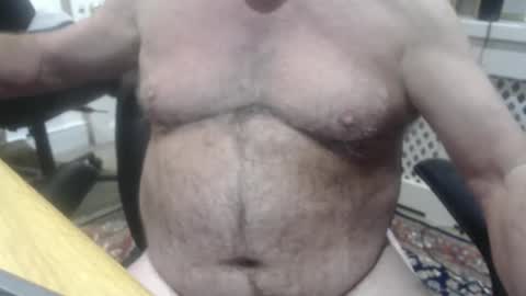 Snapshot of snudge432 chatting on 18, 12, 2025 snudge432 online show from 18, 12, 2025