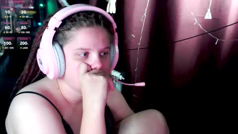 Snapshot of so_cute777 chatting on 18, 9, 2025 so cute777 online show from 18, 9, 2025