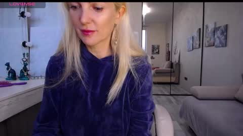 Monna online show from 2, 10, 2025
