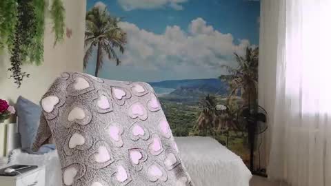 Snapshot of soaring_love chatting on 11, 3, 2025 Masha online show from 11, 3, 2025