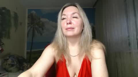 Snapshot of soaring_love chatting on 10, 11, 2025 Masha online show from 10, 11, 2025