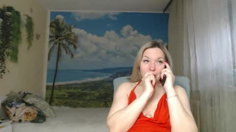 Snapshot of soaring_love chatting on 26, 11, 2025 Masha online show from 26, 11, 2025