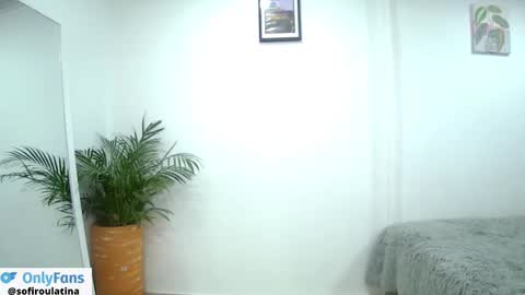 soffi_rousel_ online show from 23, 2, 2025