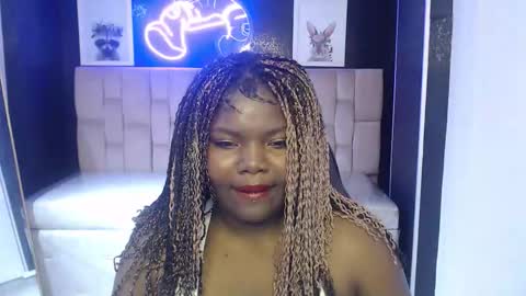 soffia_b online show from 12, 9, 2025