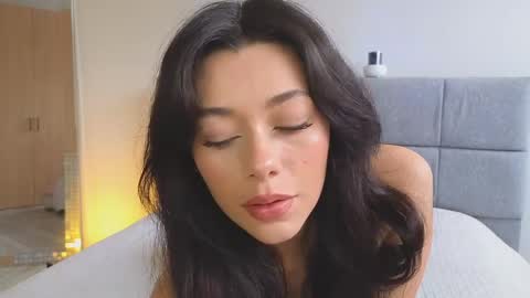 Snapshot of soffimoon_ chatting on 5, 6, 2026 IG Soffimoon I THANK YOU FOR LEAVING YOUR FOLLOW online show from 5, 6, 2026