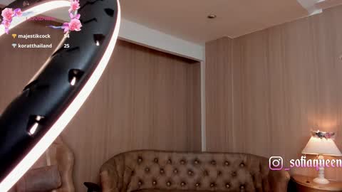 Snapshot of soffiqueen chatting on 6, 2, 2025 Schedule 1400 - 2100 gtm-5 online show from 6, 2, 2025