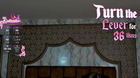 Snapshot of soffiqueen chatting on 4, 12, 2025 Schedule 1400 - 2100 gtm-5 online show from 4, 12, 2025