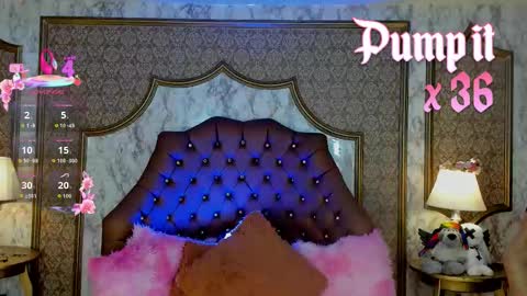 Snapshot of soffiqueen chatting on 17, 2, 2026 Schedule 1400 - 2100 gtm-5 online show from 17, 2, 2026