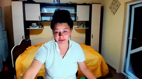 Snapshot of soffy_skye chatting on 23, 6, 2026 Soffy online show from 23, 6, 2026